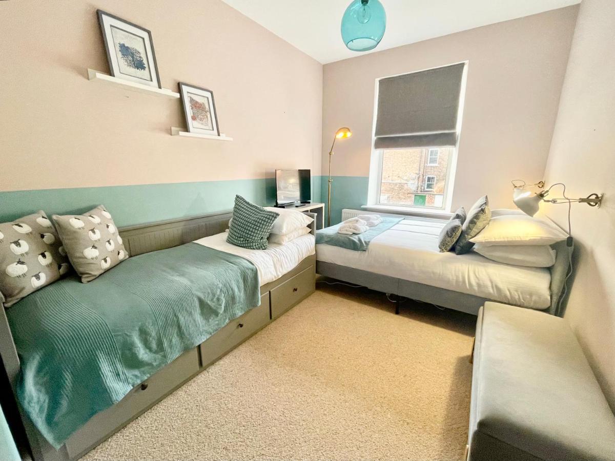 Vila Woodvale York Exteriér fotografie